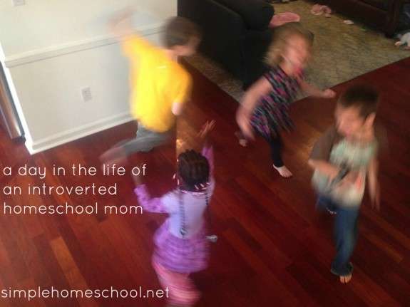 a day in the life of an introverted homeschool mom ~SimpleHomeschool